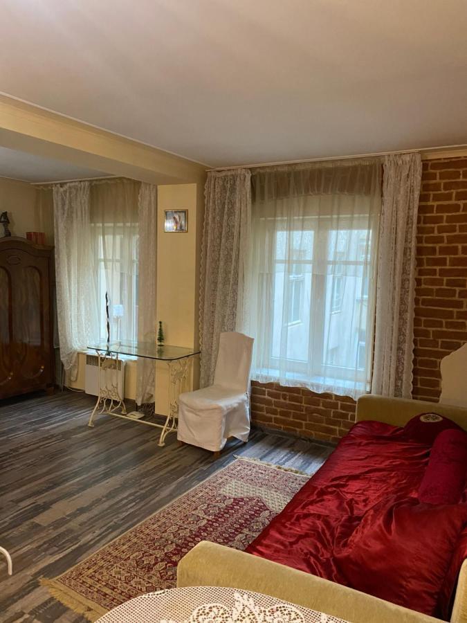Apartament On Kostiushka Lviv Buitenkant foto