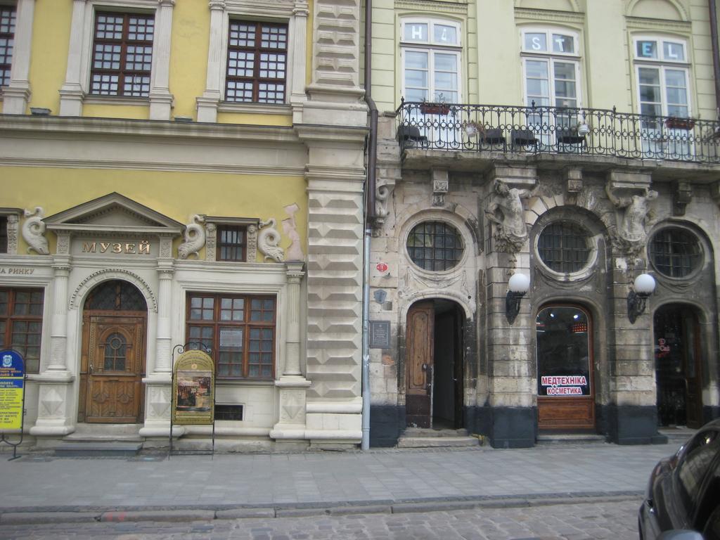 Apartament On Kostiushka Lviv Buitenkant foto