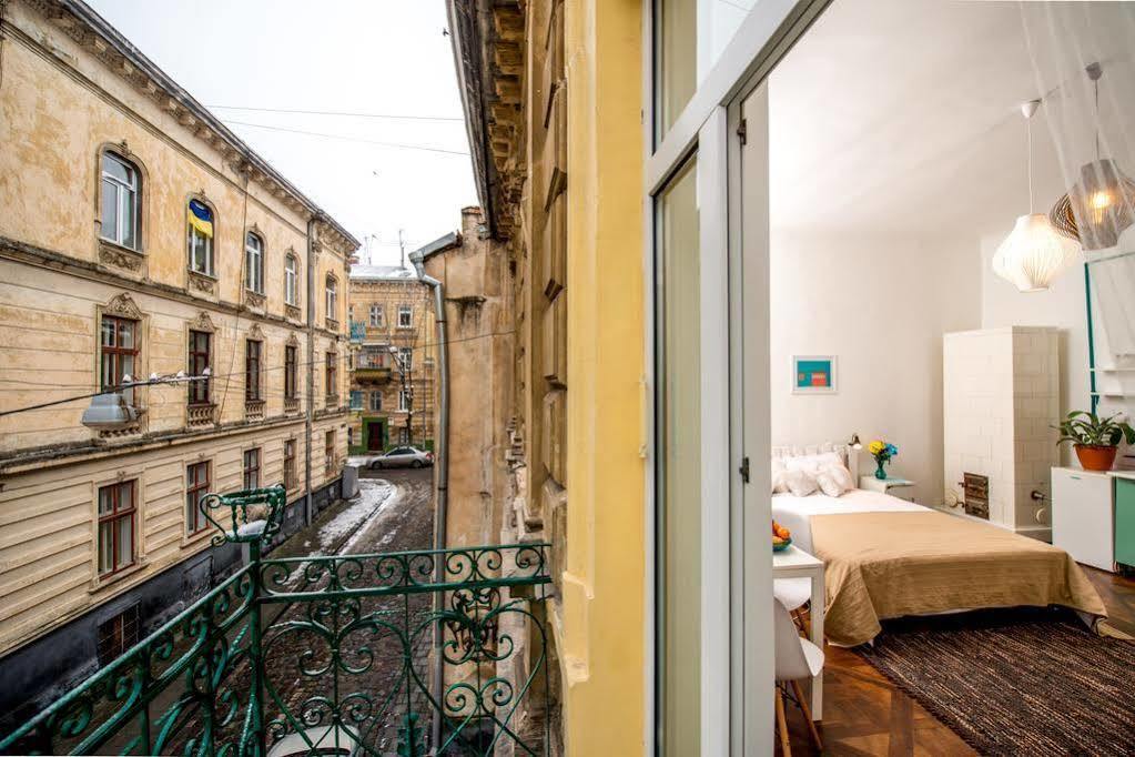 Apartament On Kostiushka Lviv Buitenkant foto