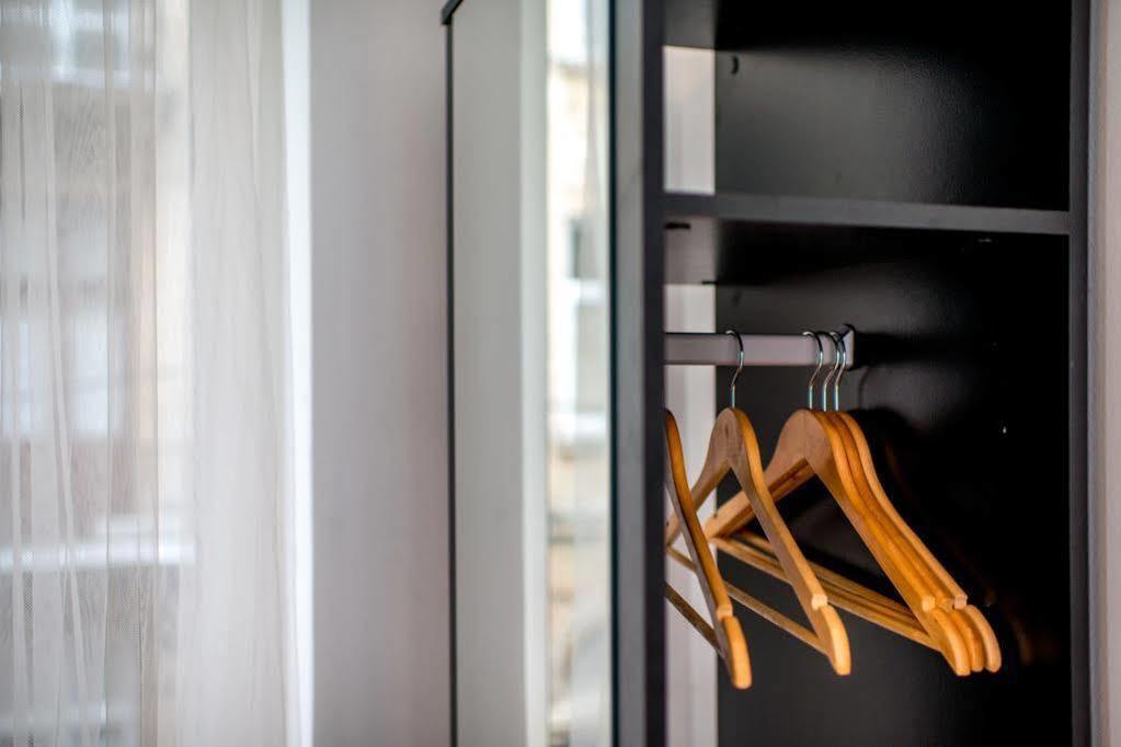 Apartament On Kostiushka Lviv Buitenkant foto